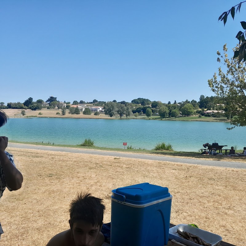 Communal Elodie le clos des vickings — dogsitter à Pineuilh